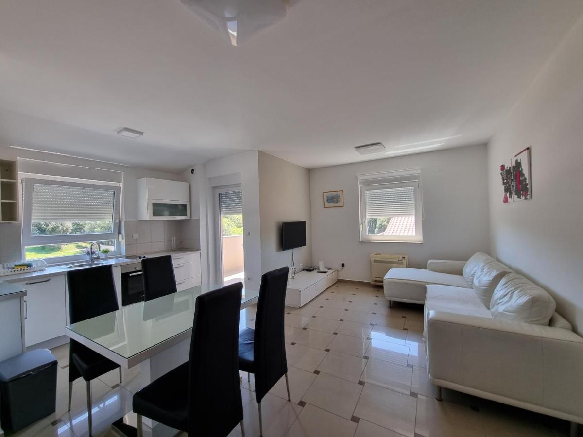באניולה Apartment Matea מראה חיצוני תמונה